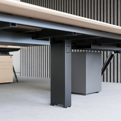Customizable Modular Desk - Minimalist Multifunctional Office Workstation
